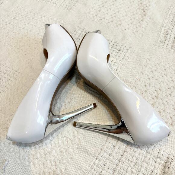 Guess Los Angeles patent 8 1/2 platform peep toe pump 4.5 inch heels 2675 - Picture 10 of 11